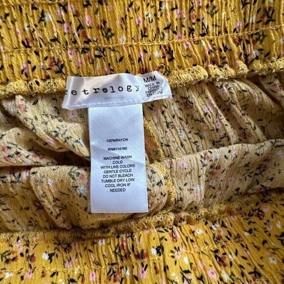 Retrology Yellow Floral Shorts Size Medium - Picture 4 of 5